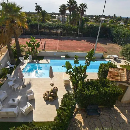 Nyaraló Gorgeous In *