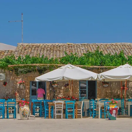 Gorgeous In Nyaraló