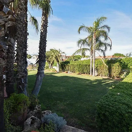 Gorgeous In Nyaraló *