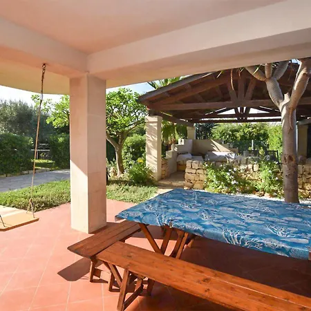 Gorgeous In Nyaraló Noto